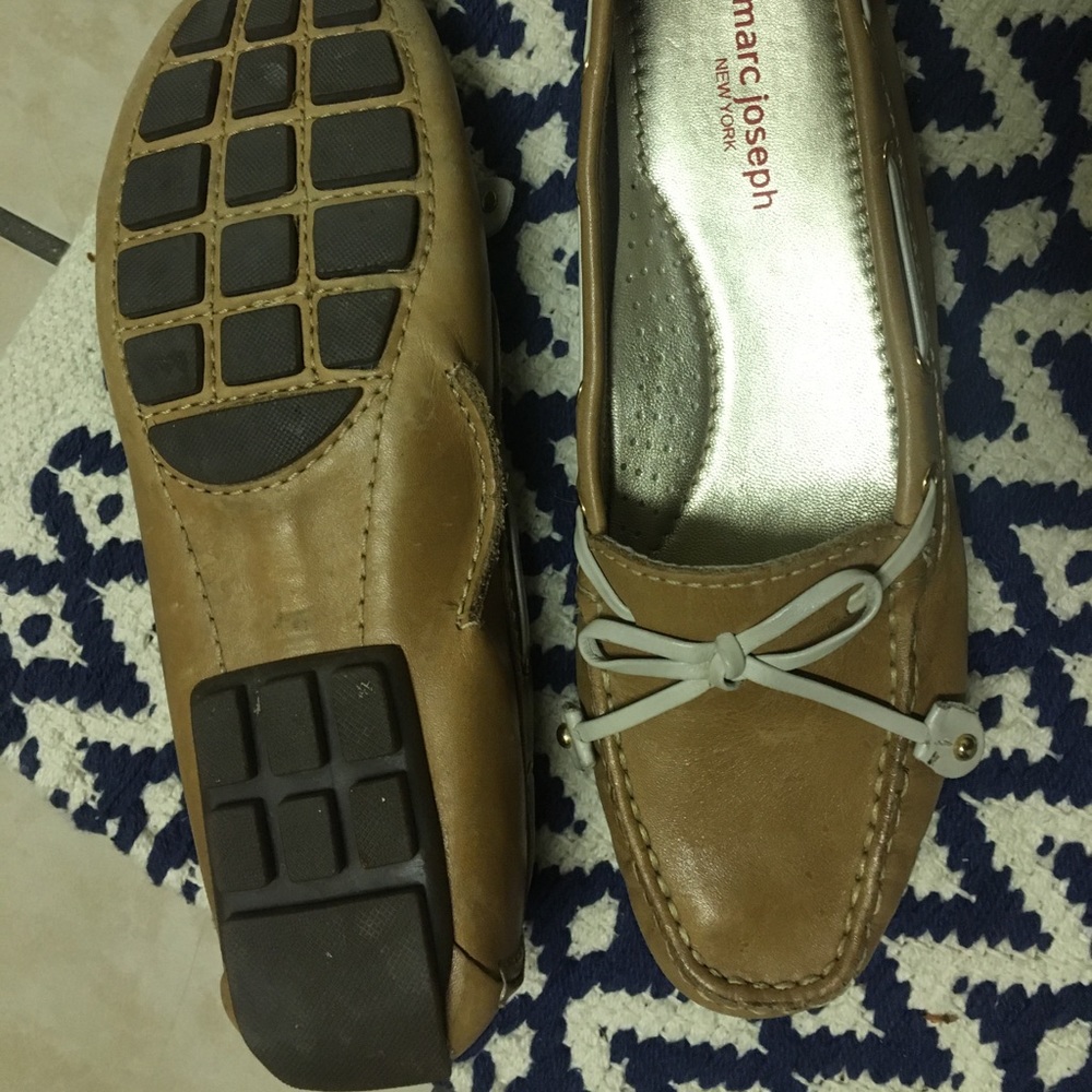 Sz 6 Marc Joseph Leather Loafers, EUC
